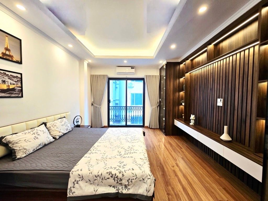  bán nhà xuân la 43m x6 tầng thang máy,full nội thất đẹp giá 12,8 tỷ-cách hồ tây 100m 