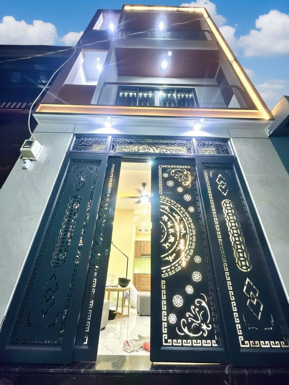  O1684 ???? Giảm 300tr! sát BV175 Gò Vấp, SHR, Vuông, 3 tầng, 4x8m, 5.x tỷ x nhỏ 