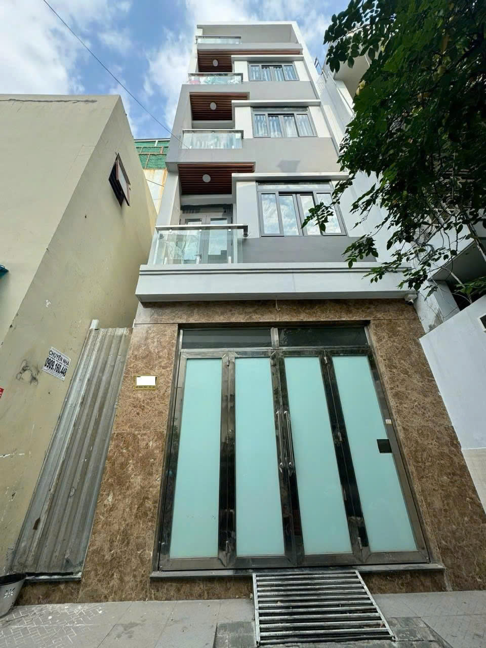  CHDV Bùi Minh Trực P5Q8 10PN hẻm 4m. DÒNG TIỀN 50TR/THÁNG 