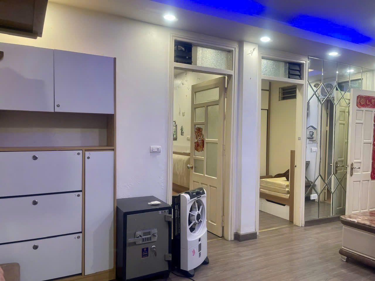  Bán Căn hộ Đường Láng 50m2, 2 ngủ có phôi riêng, 2.2 tỷ 