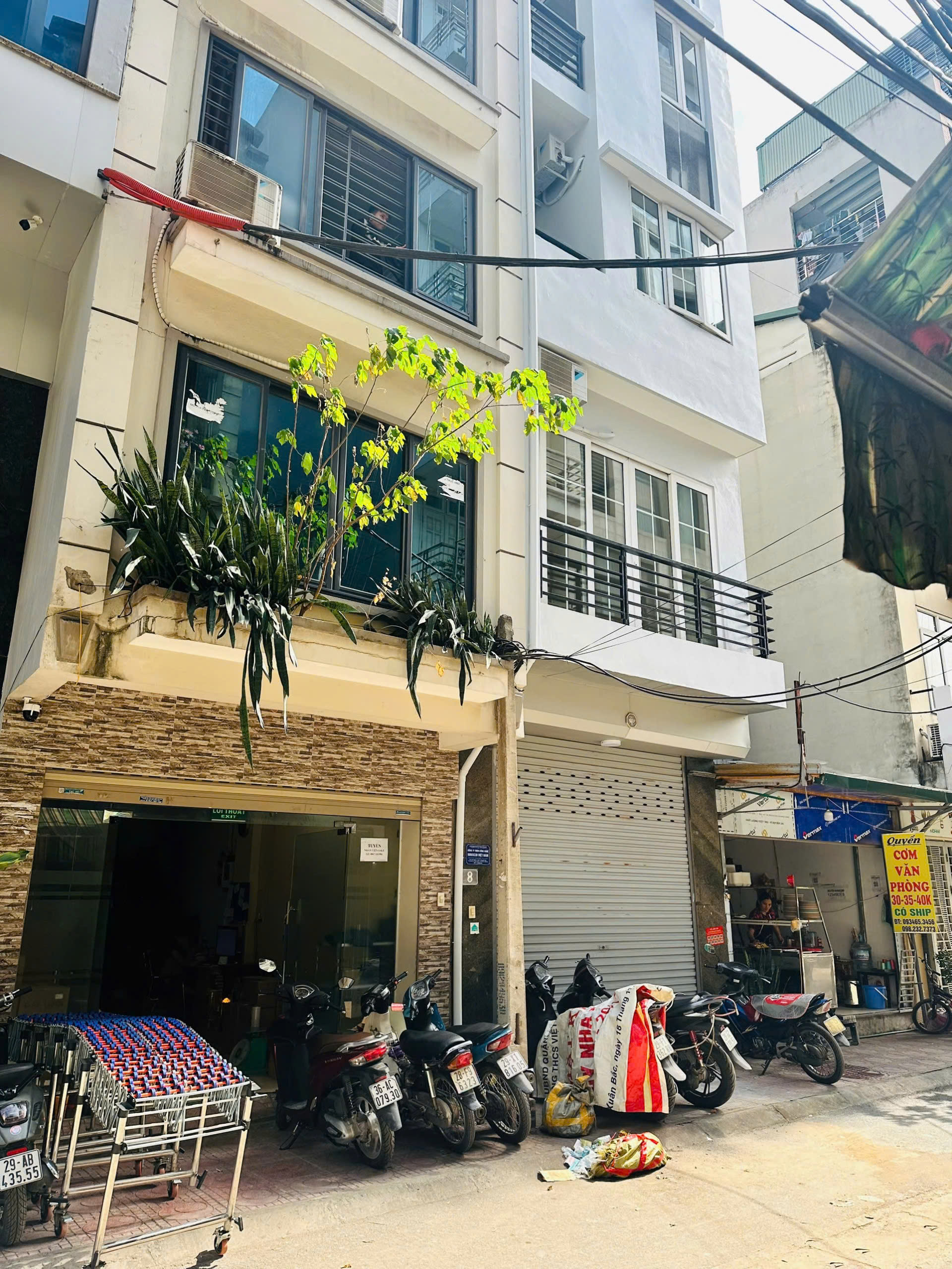  15 Nguyễn Xiển 6 tầng x 48m2, 10 PN, 5 WC, 25 Triệu KD sạch sẽ 