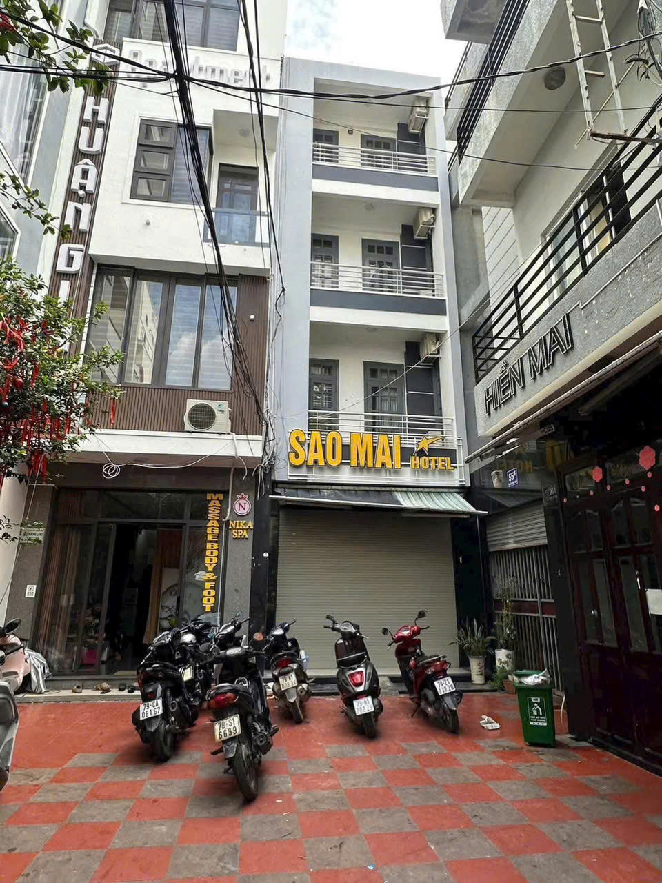  BÁN NHÀ HẺM 1 TRỆT 3 LẦU  – KHU PHỐ TÂY
Diện tích: 89,28 m2 Giá bán : 11 tỷ 