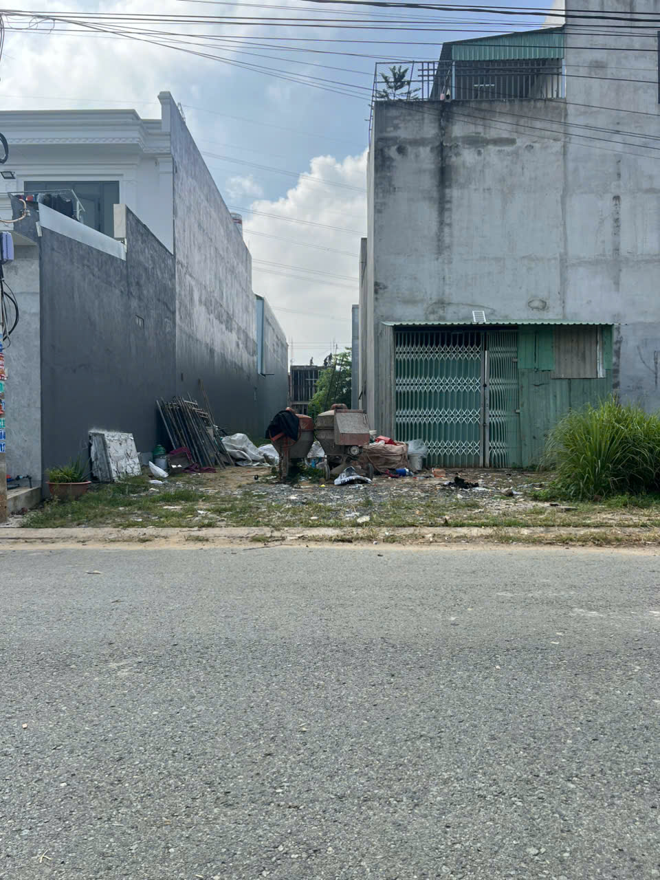  CHÍNH CHỦ CẦN BÁN GẤP LÔ ĐẤT 115m² - TẠI  ĐỨC HÒA – SỔ HỒNG RIÊNG – GIÁ TỐT 