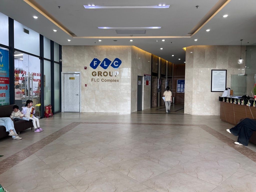  CĂN HỘ CC FLC COMPLEX -  FULL NỘI THẤT ĐẲNG CẤP 5*- TẦNG TRUNG – GẦN BẾN XE _70m² 