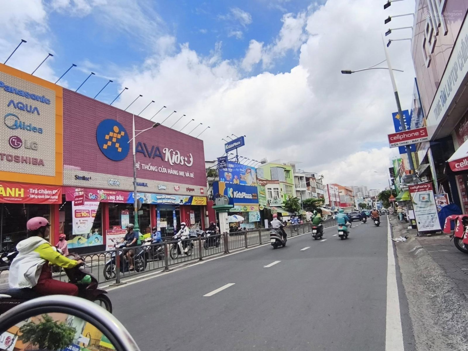  Bán nhà quận 8, 5 tầng, Dương Bá Trạc, Hẻm 6m, 4,6 x 15m, chỉ nhỉnh 10 tỷ 