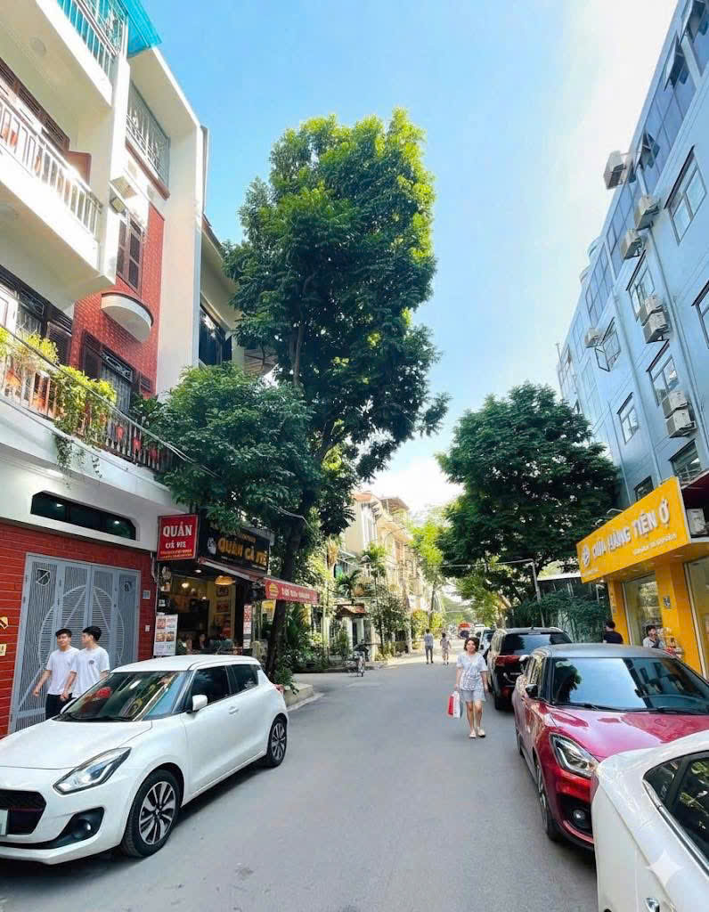  GIẢM CHÀO BÁN NHÀ LÔ GÓC .NGÕ  OTO TRÁNH , PHÂN LÔ HOÀNG HOA THÁM 