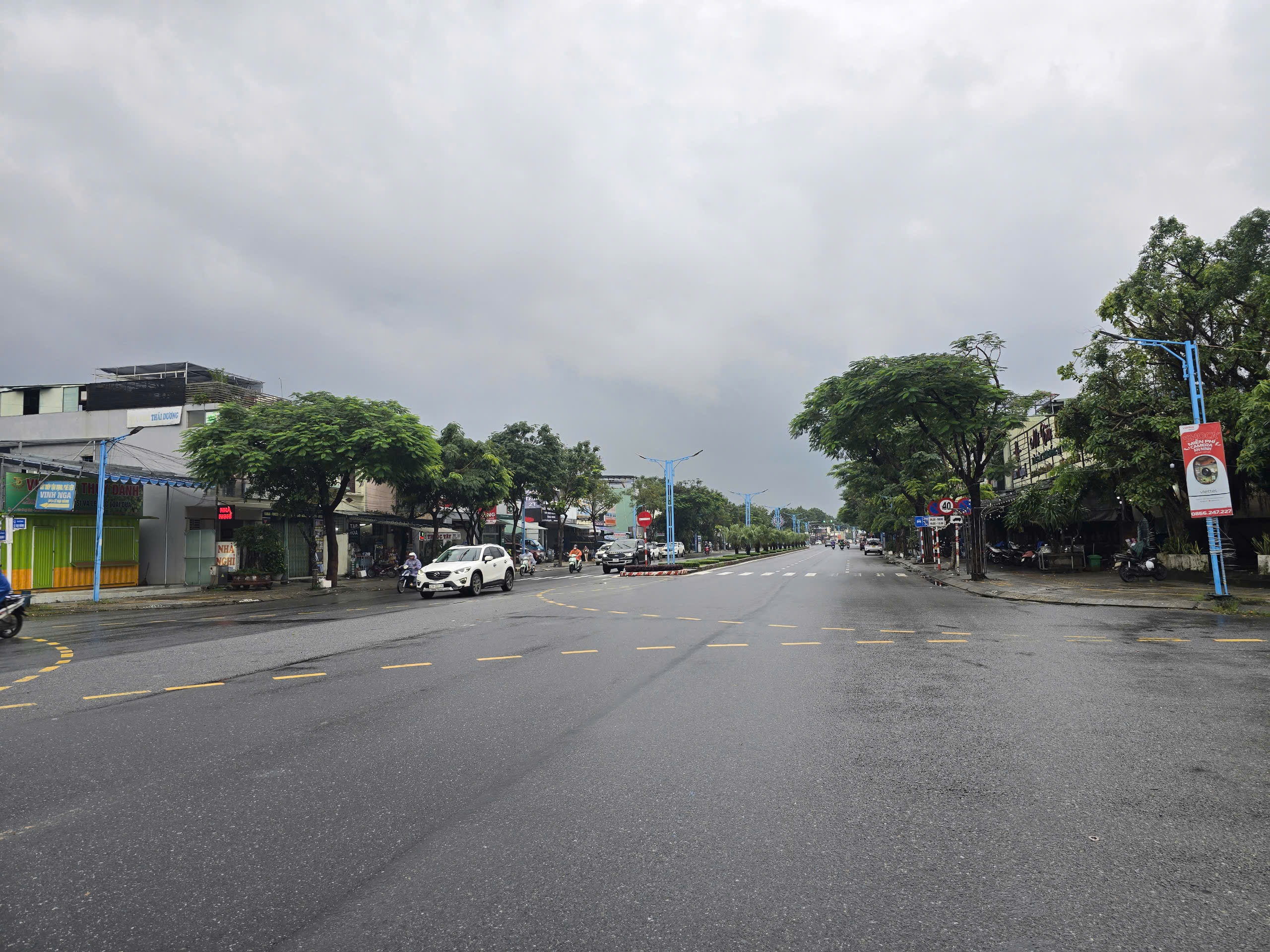  Vị trí vàng Đà Nẵng: Đất nền Cẩm Lệ, Bình Hòa 2, 83m2 sổ đỏ, hướng Đông, giá 8.6 tỷ, xây nhà 3 tầng mơ ước. 