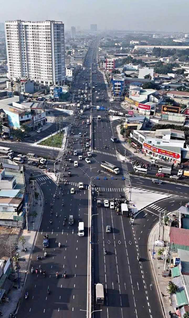  BÁN NHÀ 3 TẦNG TRỤC CHÍNH KDC PHÚ HỒNG ĐẠT, THUẬN AN – 60M² – GIÁ 4.55 TỶ (~75.8TR/M²) 