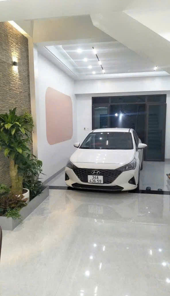  BÁN NHÀ SIÊU ĐẸP – MẶT PHỐ LÝ QUỐC BẢO - TP HẢI DƯƠNG - VỊ TRÍ VÀNG – NHÀ VUÔNG VẮN – GARA Ô TÔ 