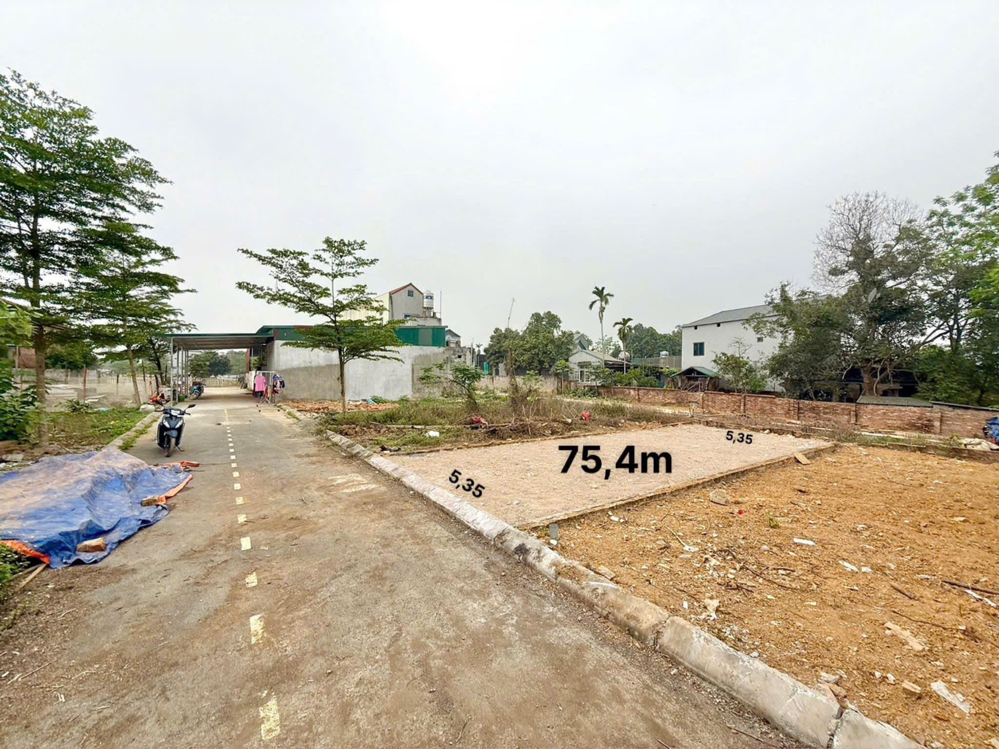  Gia đình có việc gấp muốn bán lô đất 75m ở cánh chủ bình yến giá hai tỷ 