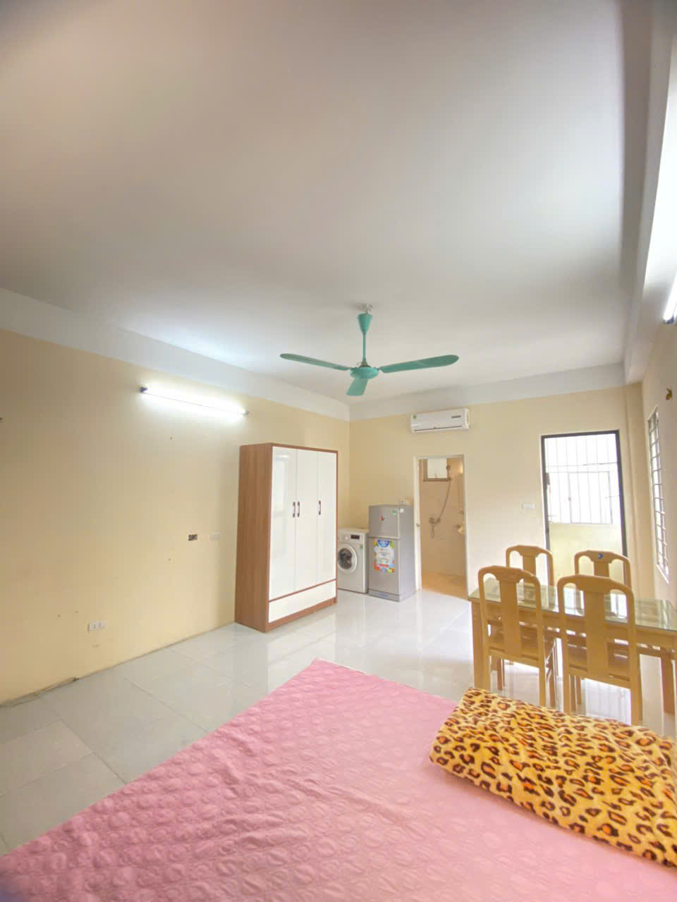  Cho Thuê Ccmn đẹp thoáng sáng 37 Nguyễn Thị Định, Cầu Giấy 