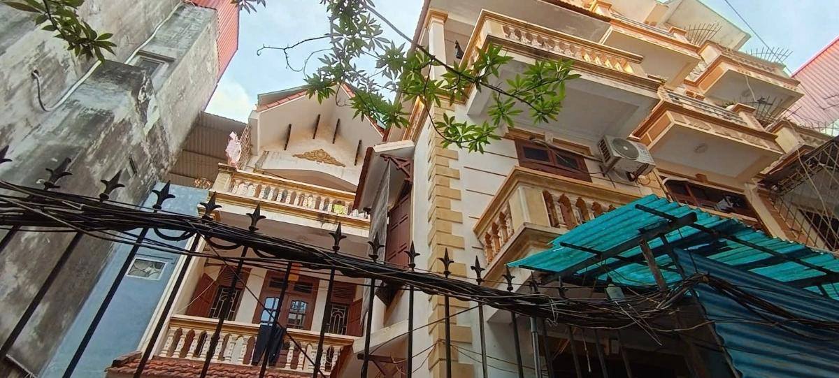  Bán Nhà Tô Vĩnh Diện, Lô góc, Ôtô đỗ cửa-60m*5 tầng*6mMT- Gần trường, Chợ- 18,9 tỷ có TL 