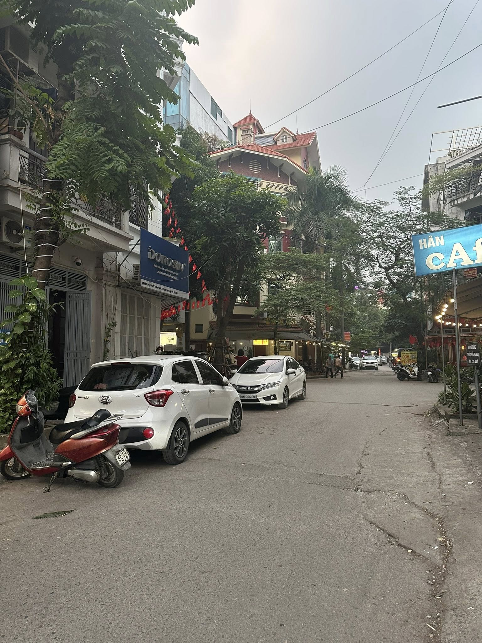  Trung Yên xe con tránh hoạt động, vỉa hè ngõ thông, 60m, 28 Tỷ, mặt tiền 5m 