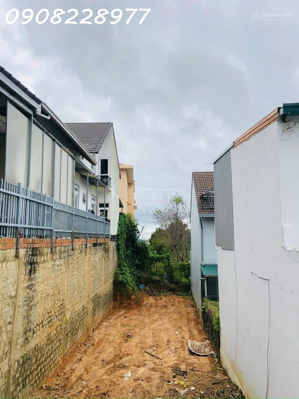  Chính chủ bán đất nền tại Nguyễn Hữu Cảnh, full thổ cư, 7 tỷ, 183m2, Đà Lạt, Lâm Đồng 