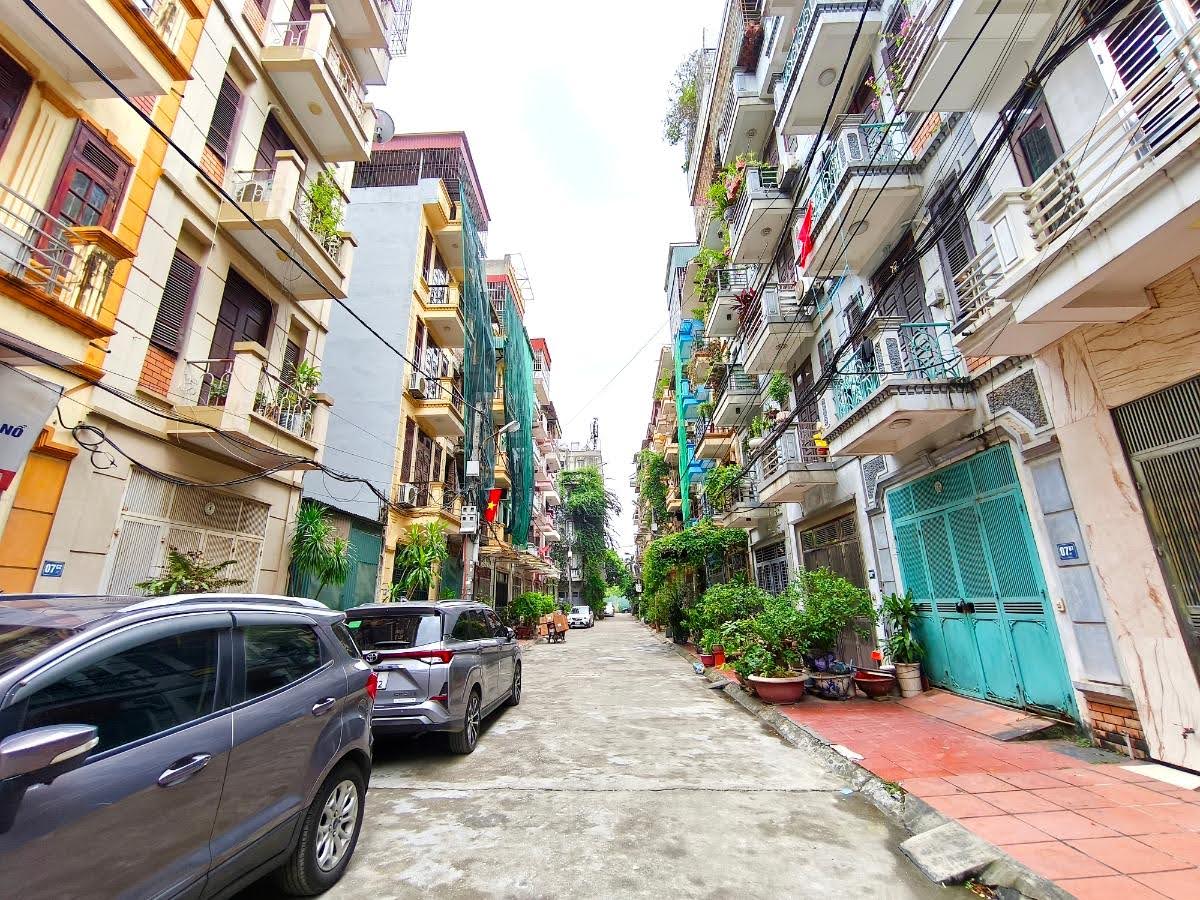  Bán Nhà Phân lô khu A23 Bộ Công An/Bùi Xương Trạch, Ôtô đỗ cửa- 48m*5 tầng- Giá 13.9 tỷ còn thương lượng 