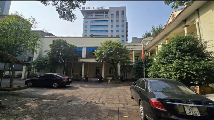  CHO THUÊ VĂN PHÒNG – KHO GIÁ RẺ TẠI LẠC LONG QUÂN, HÀ NỘI 