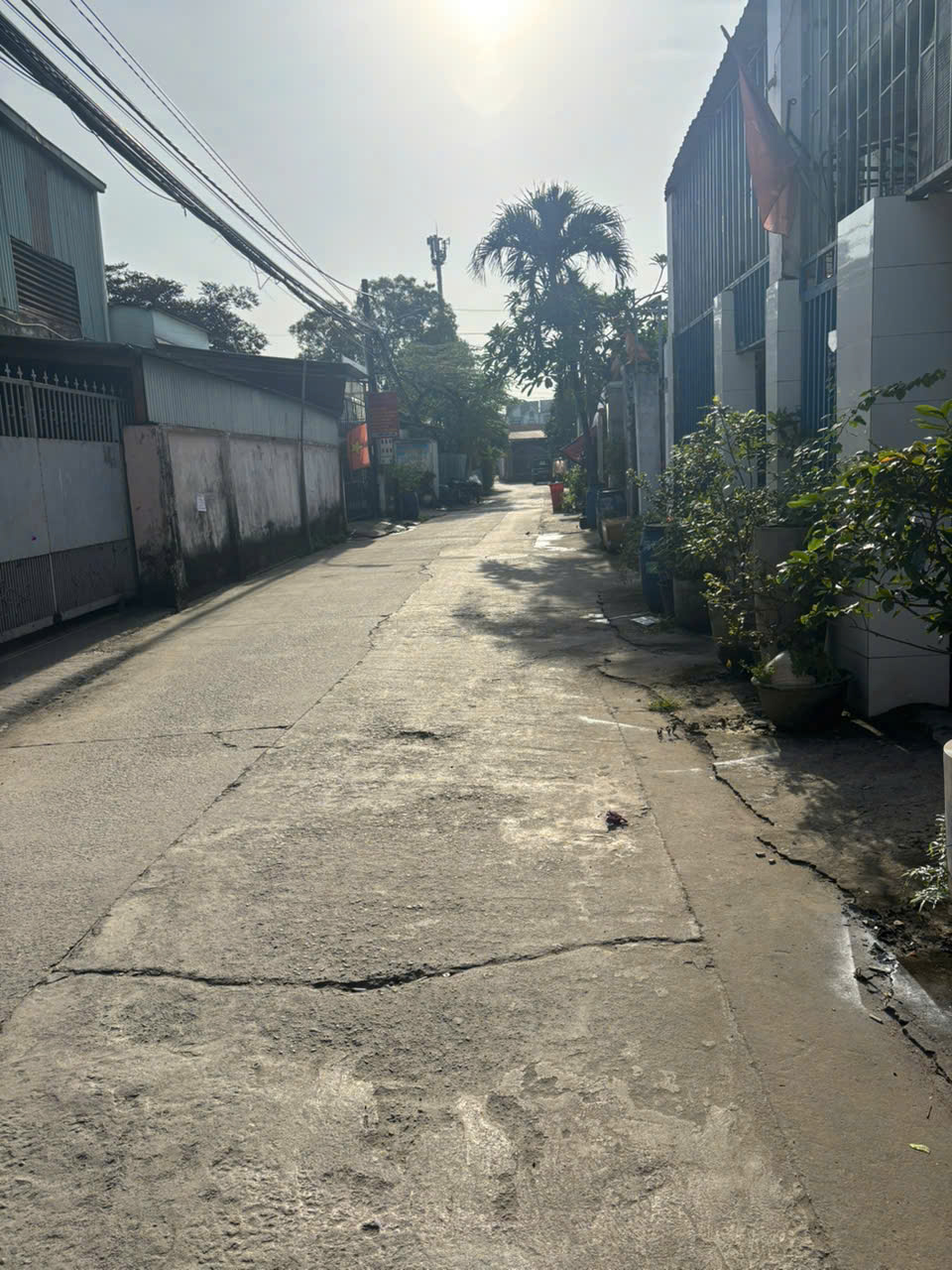  CHÍNH CHỦ CHO THUÊ NHÀ BÌNH CHUẨN 27, GẦN GIAO LỘ LÊ THỊ TRUNG VÀ THỦ KHOA HUÂN 