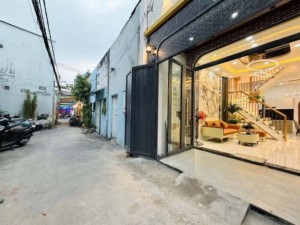  Nhà HXH Đường Nguyễn Văn Khối - Phường Thông Tây Hội (P.9-GV) 