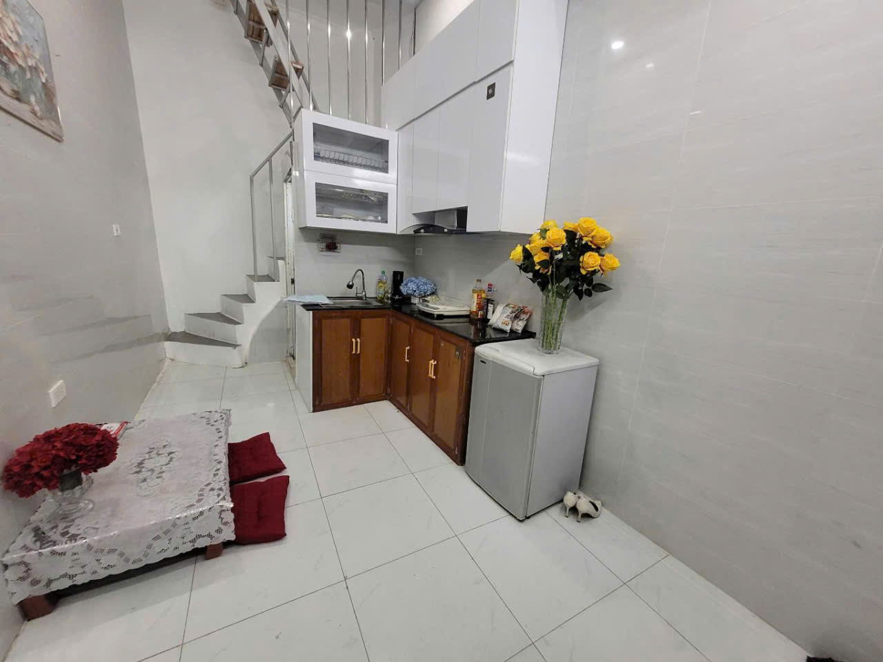  Cho thuê nhà tập thể phố Cảm Hội, 75m2, 2 ngủ, 7.5 Triệu 