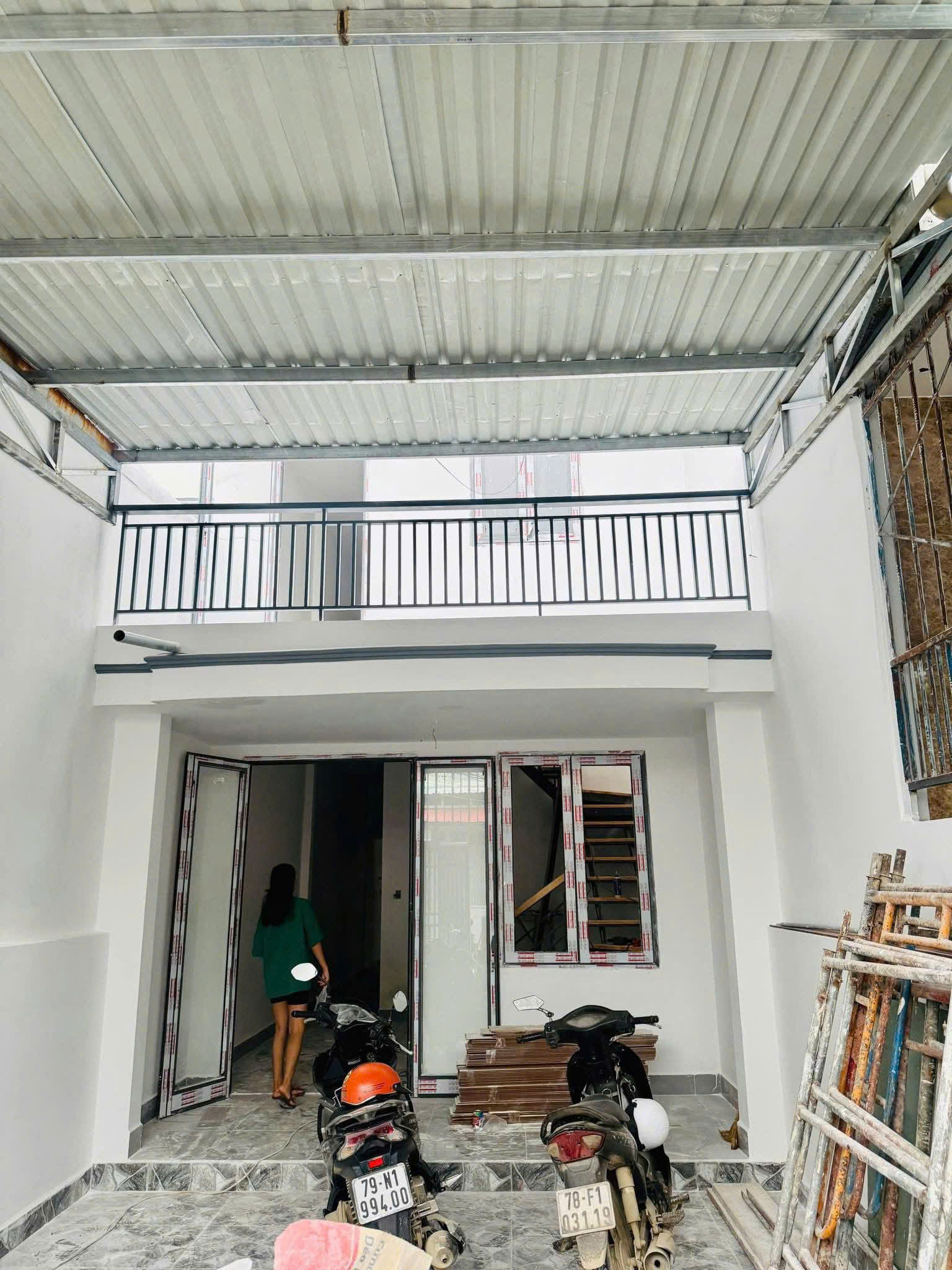  Cần bán nhà hẻm oto chạy cách đường Phước Long 100m, phường Nam Nha Trang
 diện tích: 92,7m2 Giá: 4,4 tỷ ( bớt lộc)  mọi thông tin chi tiết vui lòng liên hệ e 