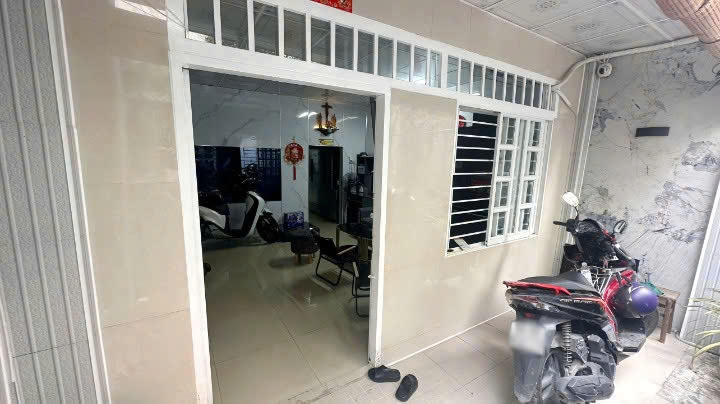  Nhà diện tích khủng Nguyễn Duy P9Q8, Giá : 3.95 Tỷ (TL) 