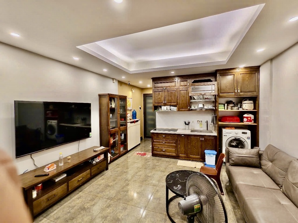  Bán nhà Trần Hưng Đạo, 90m 3 ngủ oto đỗ, ở sướng chỉ nhỉnh 3,5x tỷ 