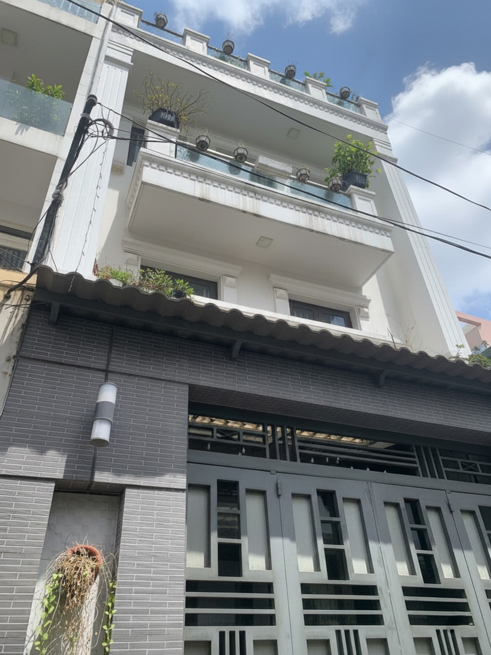  D1715 ⚡️ Giảm 1.2 tỷ! Mặt tiền Lê Lai Tân Bình, SHR, Vuông, 4 tầng, 5.7x12m, 10.x tỷ 