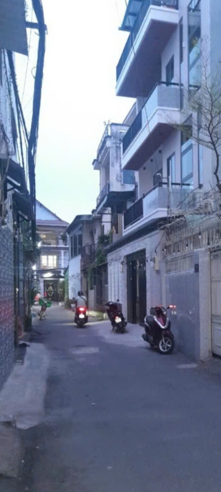  NHÀ CHÍNH CHỦ- GIÁ TỐT chính chủ cần bán nhanh nhà tại Tp Thủ Đức, TPHCM 