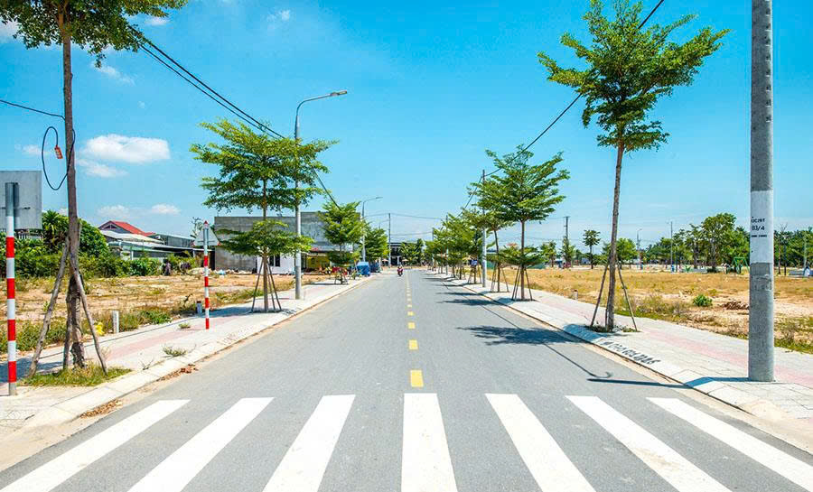  Bán Nhanh 5 Lô Đất 130m² LUMIAN VILLAGE Giá F0 CHỈ 9.8 TRIỆU/m² SHR TẶNG KÈM HOME RESORT 4000M² 