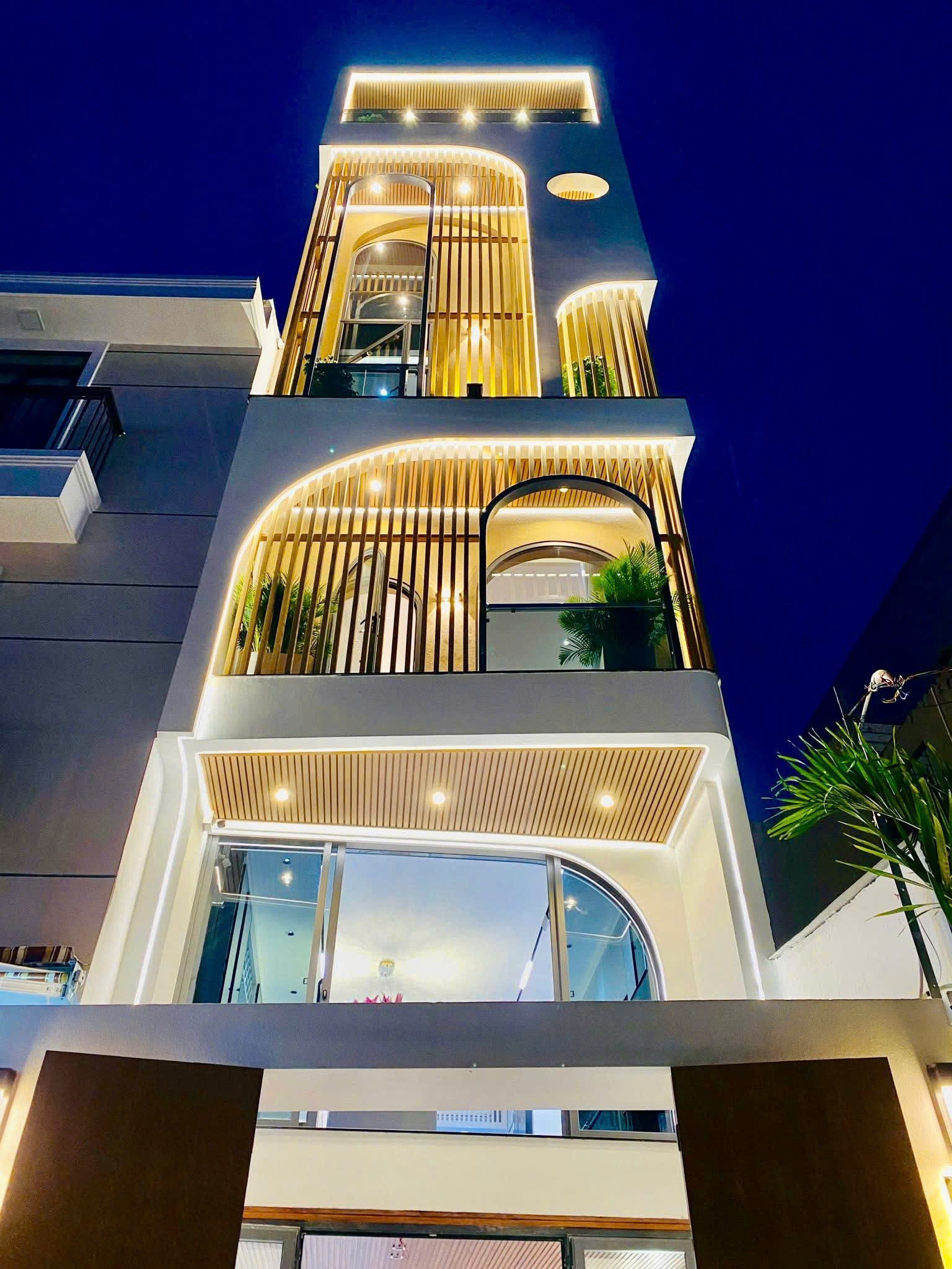  68m2, BÁN GẤP NHÀ LUXURY 6 TẦNG, HẺM 7M, NGUYỄN VĂN LƯỢNG, P16 GÒ VÁP, 13 TỶ TL 