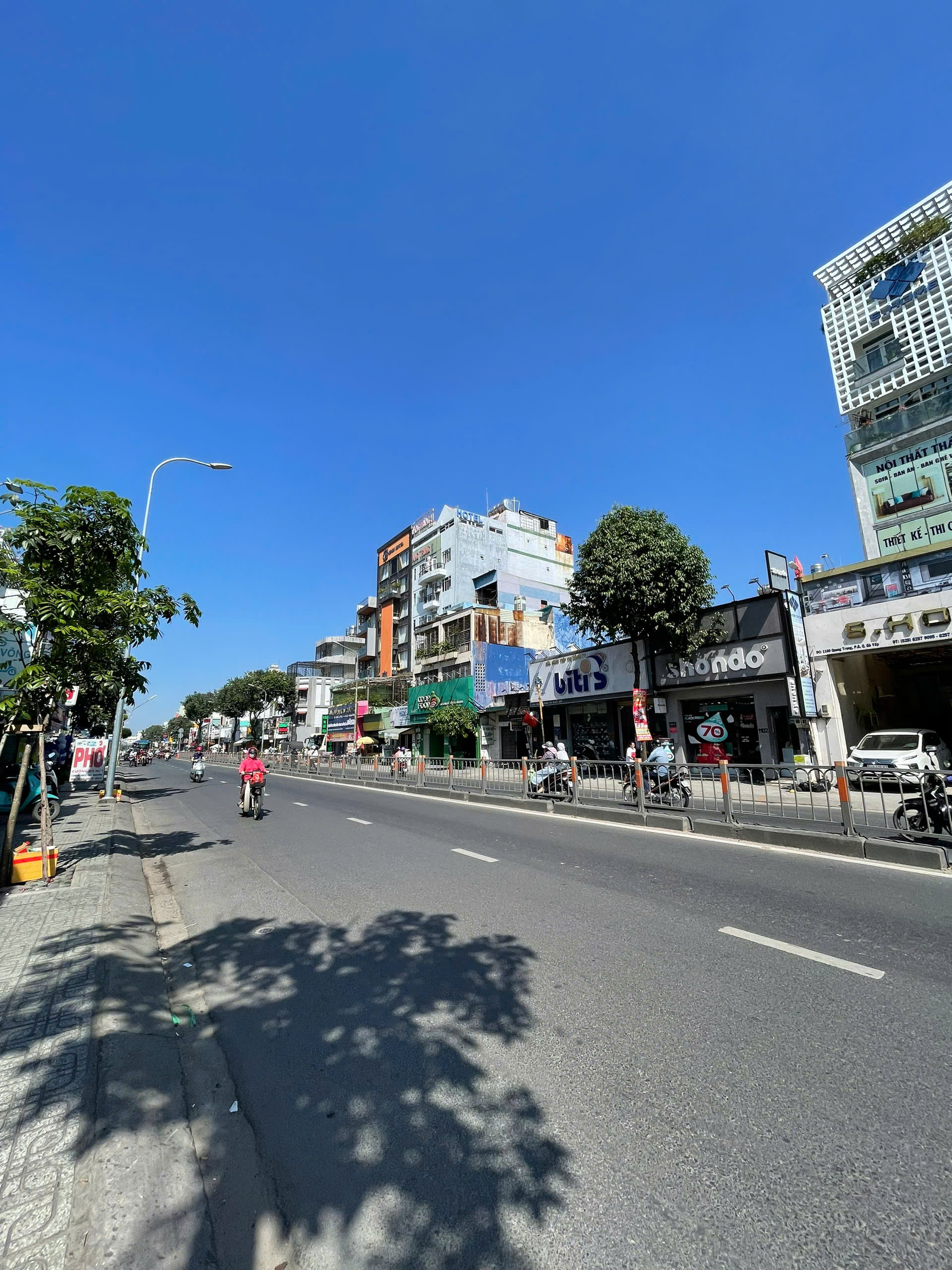  GIÁ SỐC! CHỦ GIẢM 280 TRIỆU – NHÀ MẶT TIỀN QUANG TRUNG, P.12 GÒ VẤP
ĐANG CHO THUÊ 30 TRIỆU/THÁNG – CHỈ 6 TỶ 3 