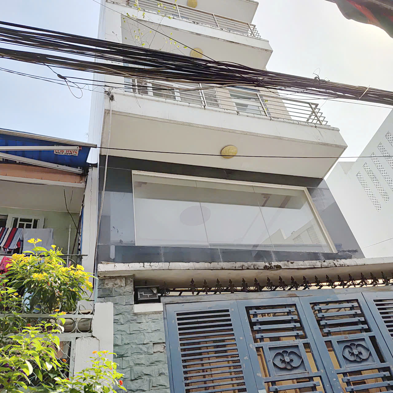  Nhà 4,4mx18m - 3 lầu - Bình Đông - P13 - Giá : 8.5 Tỉ (TL) 