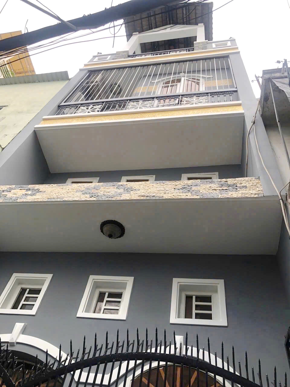  Nhà gần MT Ba Đình 3 lầu, Giá : 7,5 Tỉ (TL) 