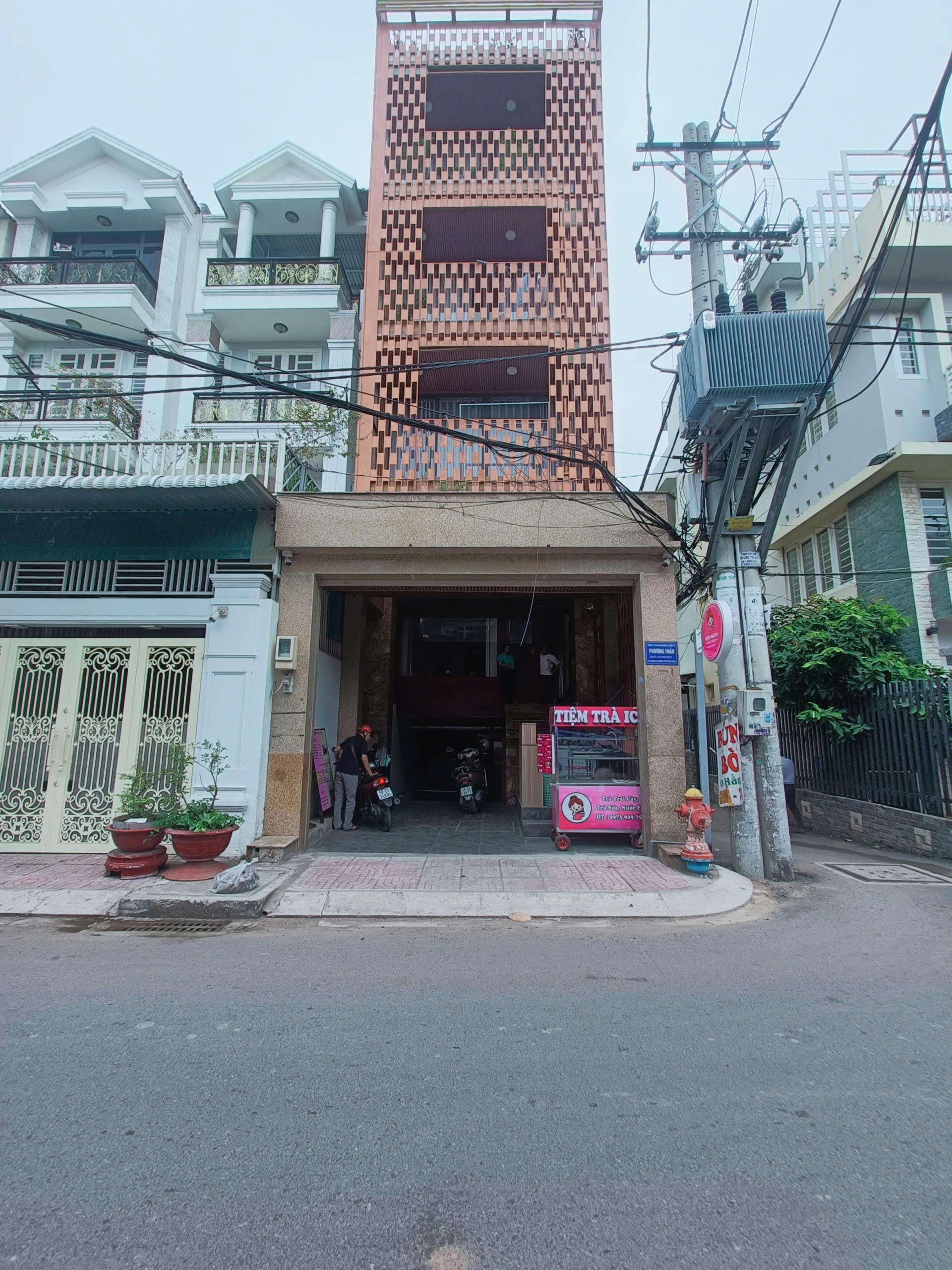  CẦN SANG NHƯỢNG LẠI MẶT BẰNG KINH DOANH TẦNG 1 