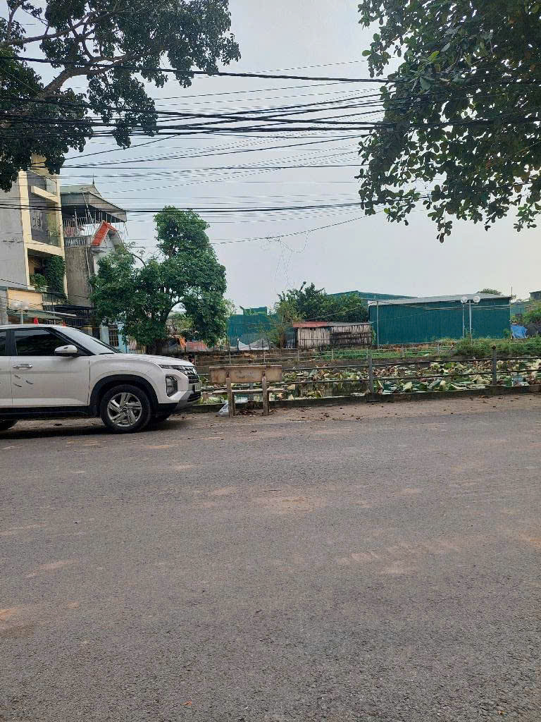  ????????????ĐẤT ĐẠI  ÁNG -VỊ TRÍ ĐẸP NHẤT LÀNG ĐẠI ÁNG - Ô TÔ TRÁNH - KINH DOANH ĐA DẠNG - MẶT TIỀN RỘNG - THỬA ĐẤT VUÔNG VẮN TRƯỚC SAU -XÂY TÒA NHÀ VỪA Ở VỪA KINH DOANH NÂNG TẦM GIÁ TRỊ???????????? 