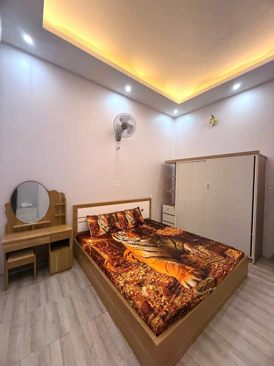  BÁN NHÀ NGÕ 402 BẠCH MAI-HÀ NỘI - 52,6m² - 12 tỷ - 3 Tầng 