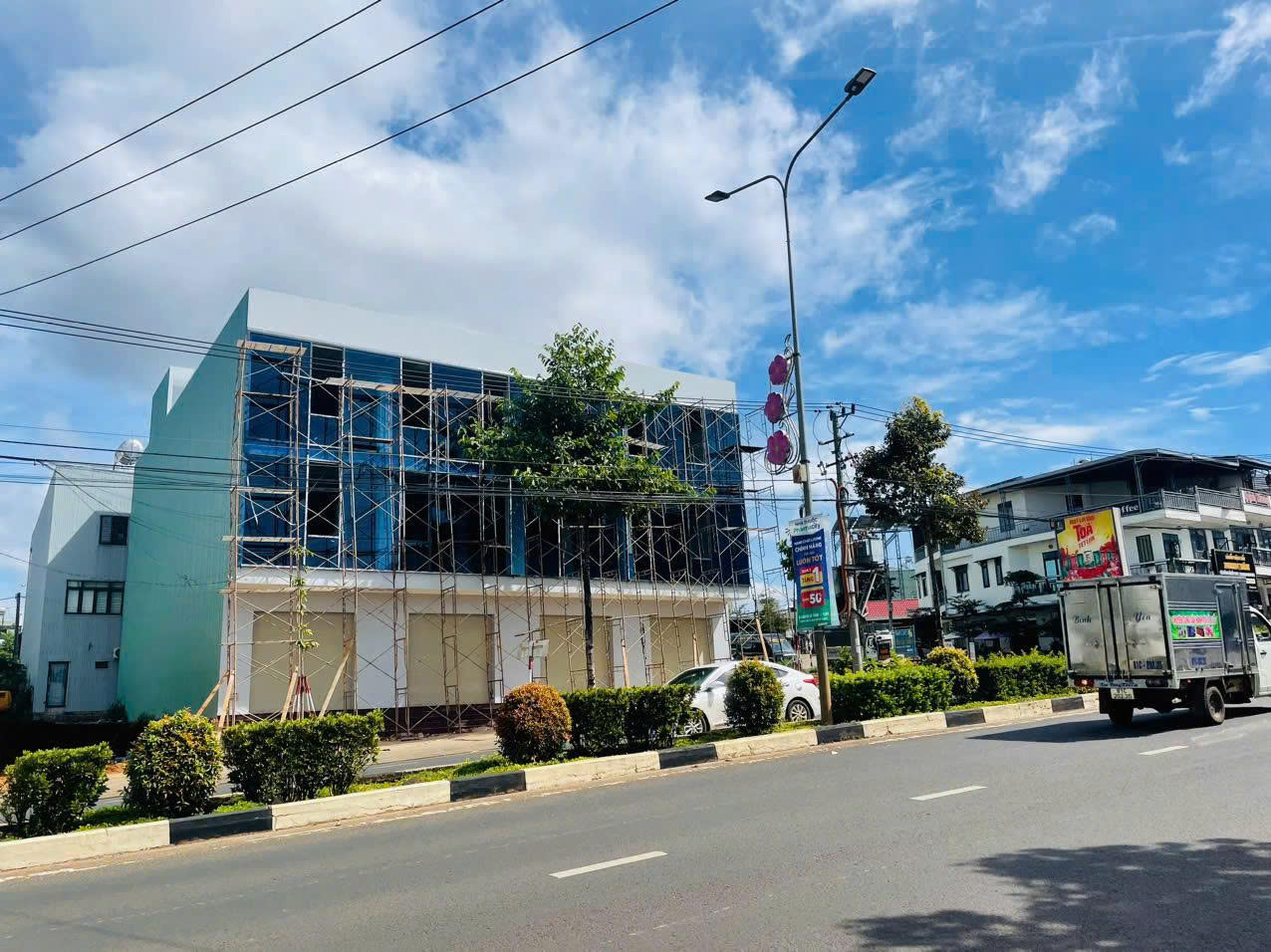  CHO THUÊ NHÀ MẶT TIỀN NGUYỄN TẤT THÀNH – TẠI TRUNG TÂM TP. PLEIKU 