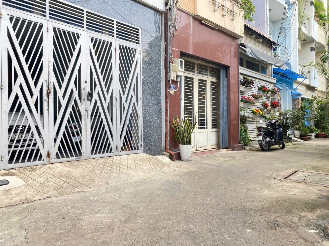  GIẢM SỐC 300 TR - NGUYỄN VĂN ĐẬU - BÌNH THẠNH - 5 TẦNG BTCT - HXH NGỦ NHÀ - SIÊU HIẾM - GIÁ 10.59 TỶ - TL GẤP 