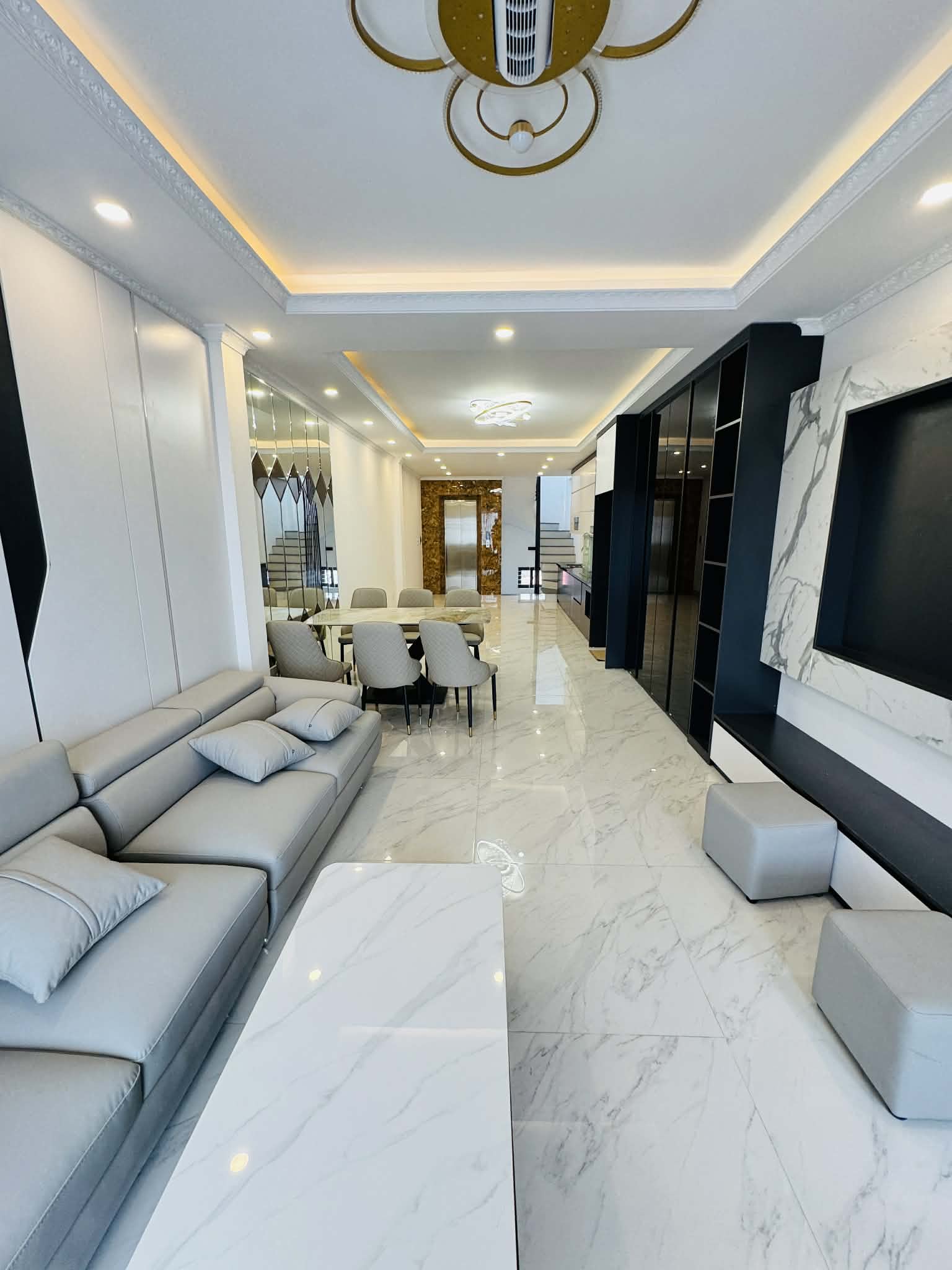  PHỐ NGUYỄN VĂN LINH 56M2, 7 TẦNG, Ô TÔ TRÁNH, KINH DOANH DÒNG TIỀN - NHỈNH 1X TỶ 