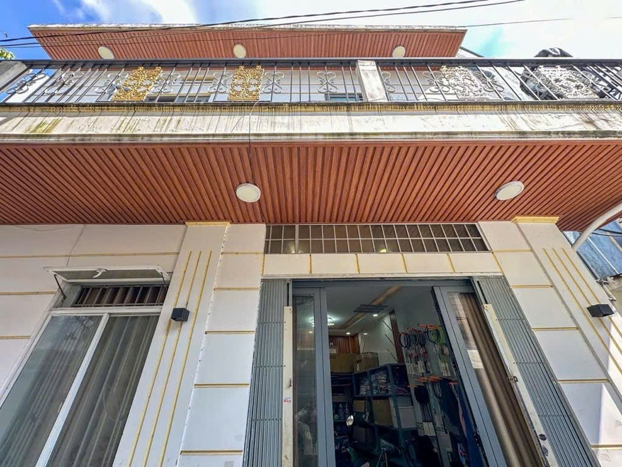  T1747 ???? sát chợ Gò Vấp, SHR, 2 tầng, 7.3x5m, 4.x tỷ 