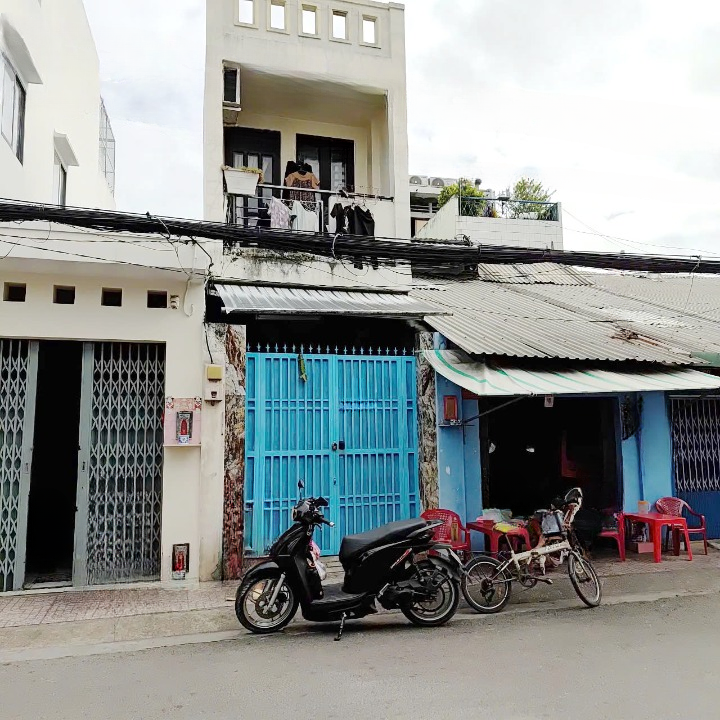  Nhà Mặt tiền đường Phong Phú - P11, Giá : 5,6 Tỉ (TL) 