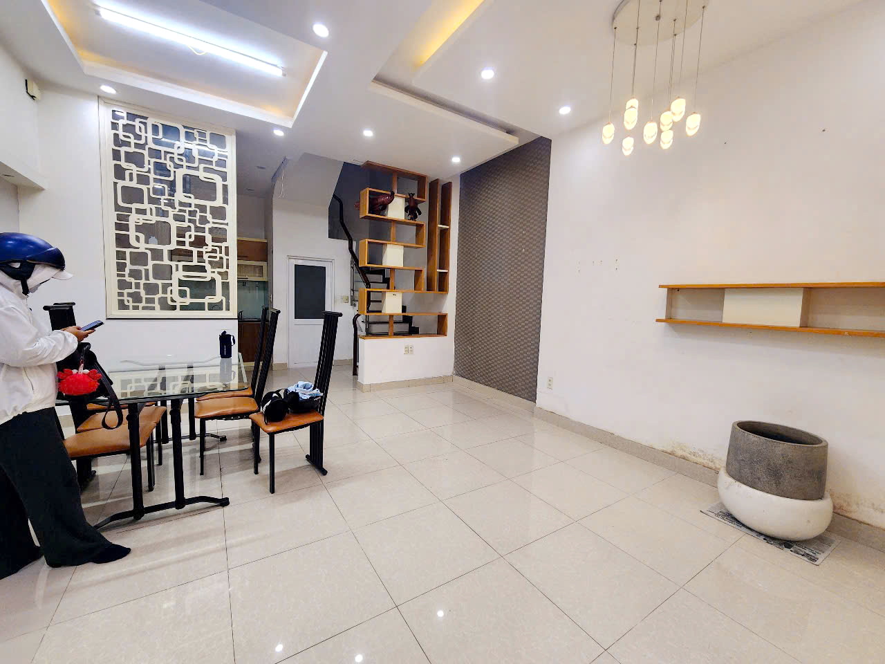  Nhà 4 tầng hẻm 3m đường Nguyễn Thị Tần P. Chánh Hưng. Giá 6,38 tỷ TL 