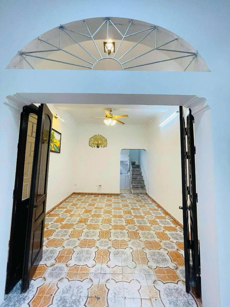  bán  Nhà 192 Kim Giang, khu dân cư ổn định, an ninh đảm bảo. 