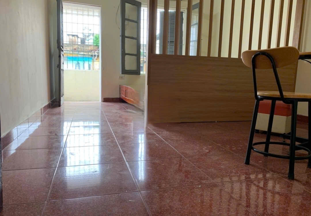  Cho thuê tầng 5 – Đại La, 40 m²  giá 5.5 Triệu 