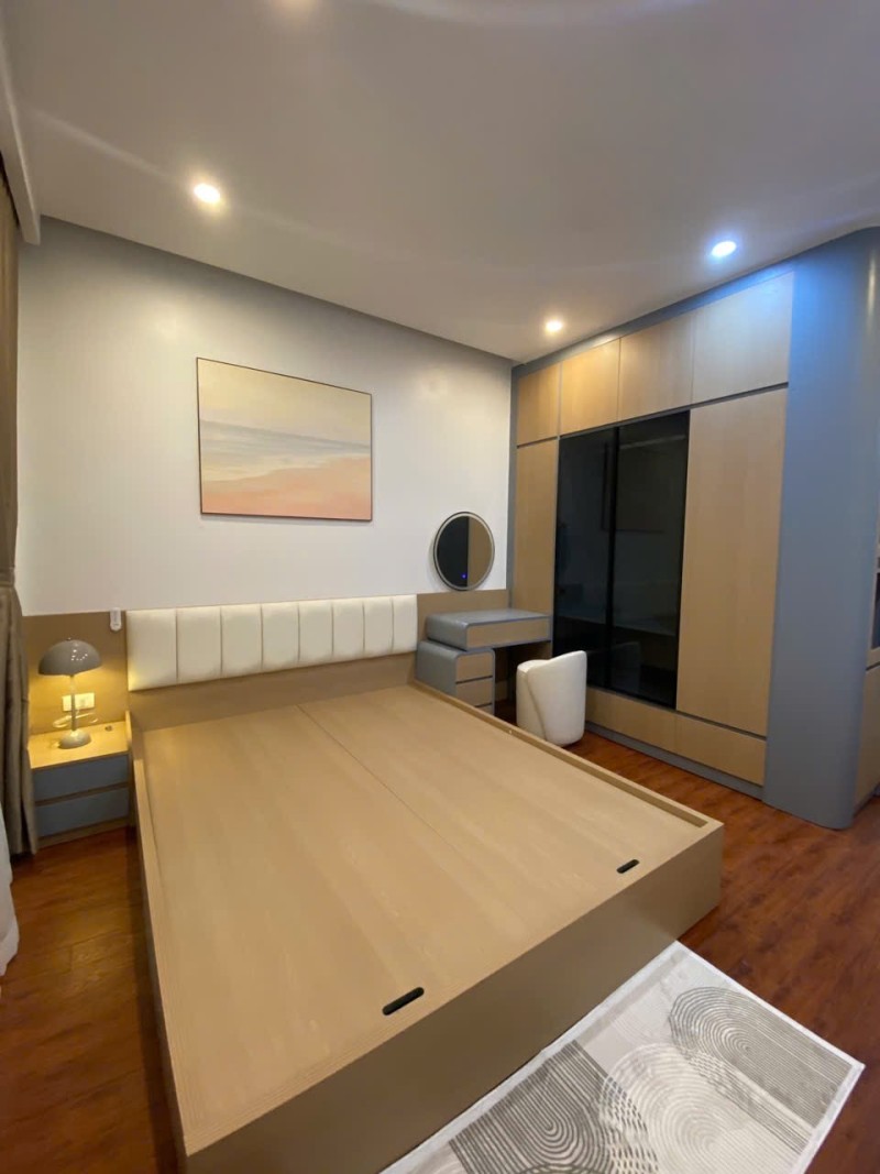  BÁN NHÀ ĐẸP TRUNG TÂM BỒ ĐỀ – LONG BIÊN  5 TẦNG MỚI ĐẸP – FULL NỘI THẤT – Ở NGAY  10,8 TỶ 