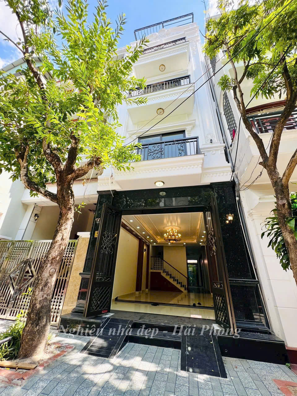  Bán nhà phân lô Quán Nam, 90m 5 tầng, Thang Máy - Giá 10.9 tỉ, tuyến 2 cực đẹp 