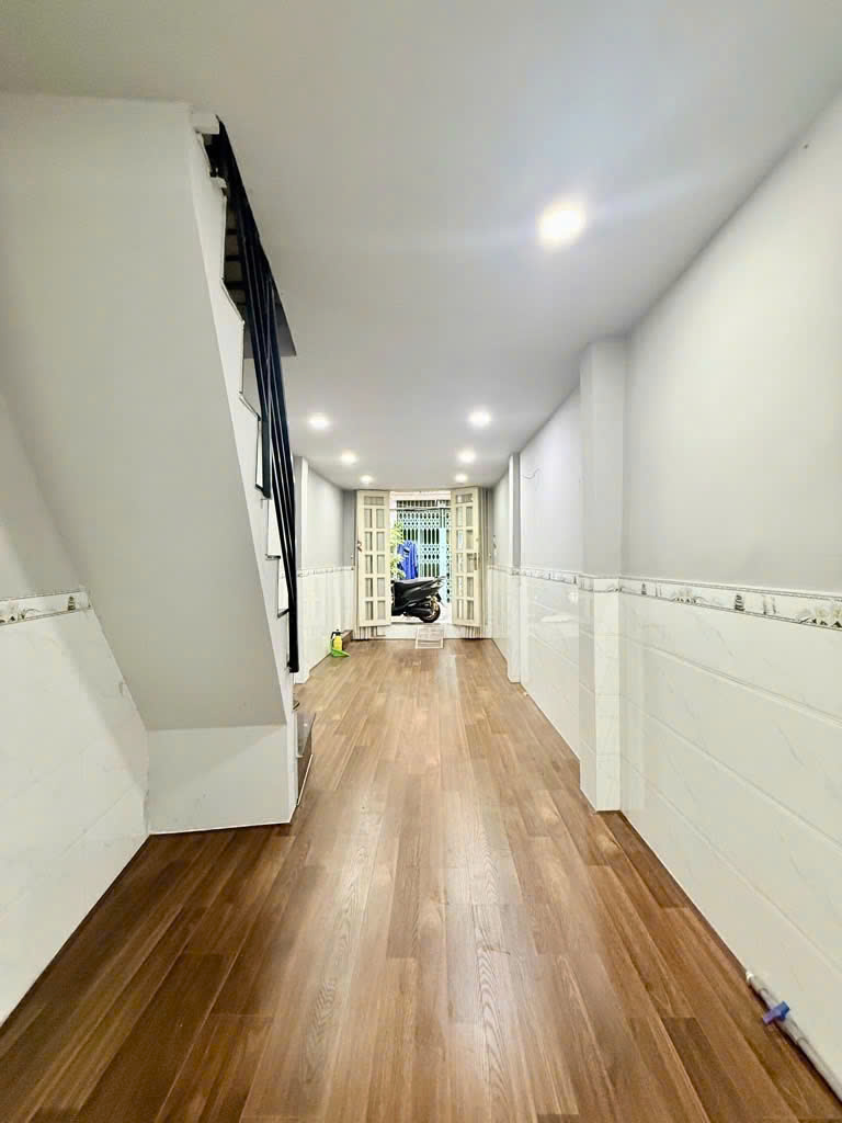  BÁN NHÀ HẺM NGANG 4M 
DIỆN TÍCH 69 MCO1 4 TỶ HƠN Q4 