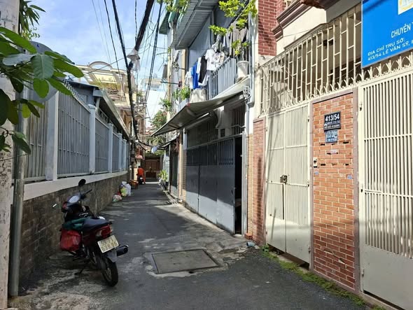  NHà Đường Lê Văn Sỹ Quận 3 Phường 12 Cũ. 