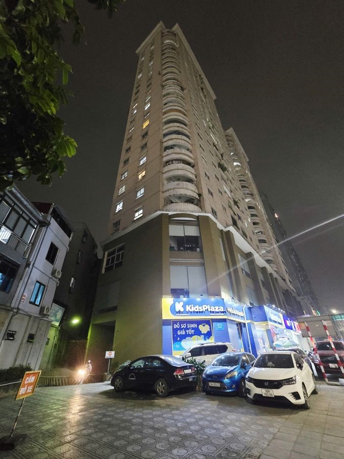  MP VŨ HỮU - MT 7.2M - BUILDING 5T TM - DÒNG TIỀN 72TR/TH - GIÁ CHỈ 17.5 TỶ 