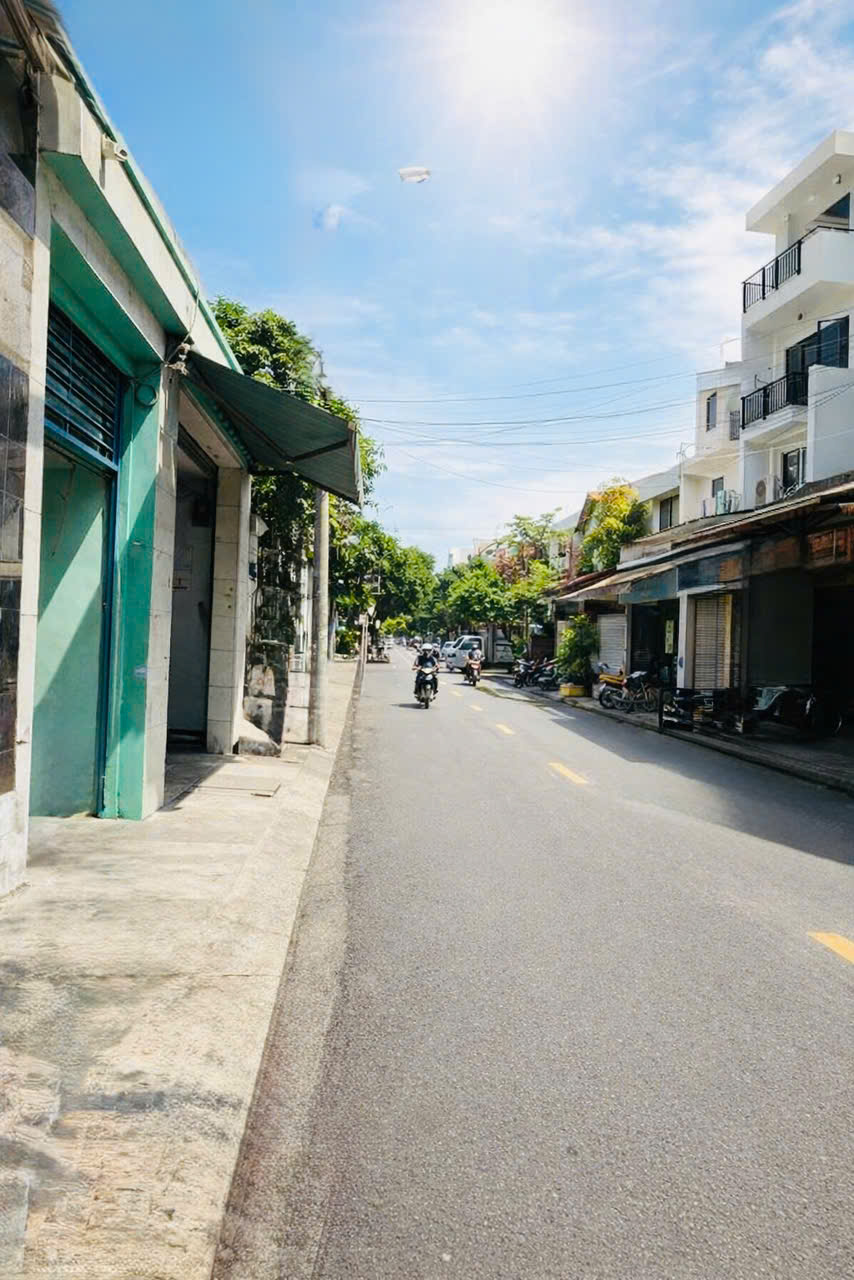  Mặt tiền Bàu Cát – Vip P14 Tân Bình, khu trung tâm kinh doanh, giá trị bền vững - 5 Tầng - 106m2 




. 